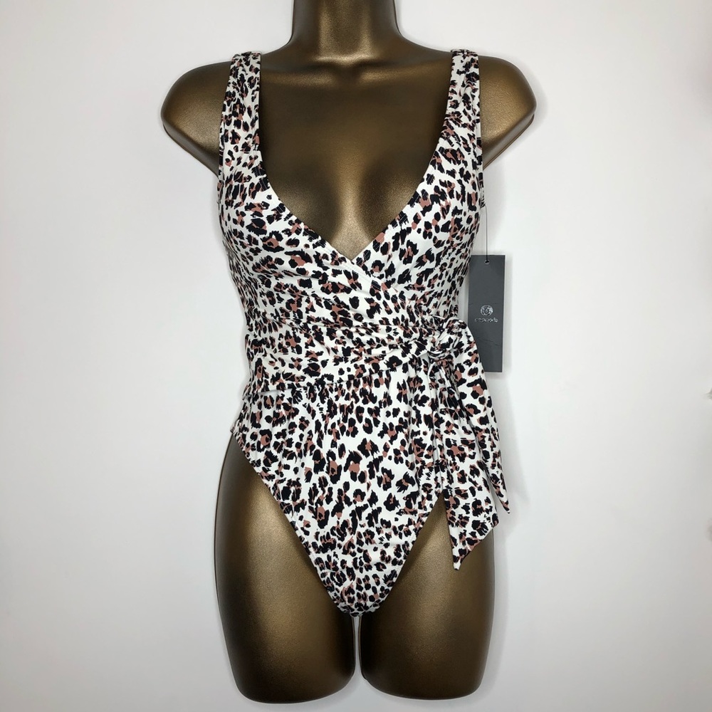 Mono b brown & white leopard print 1 pc. Swimsuit